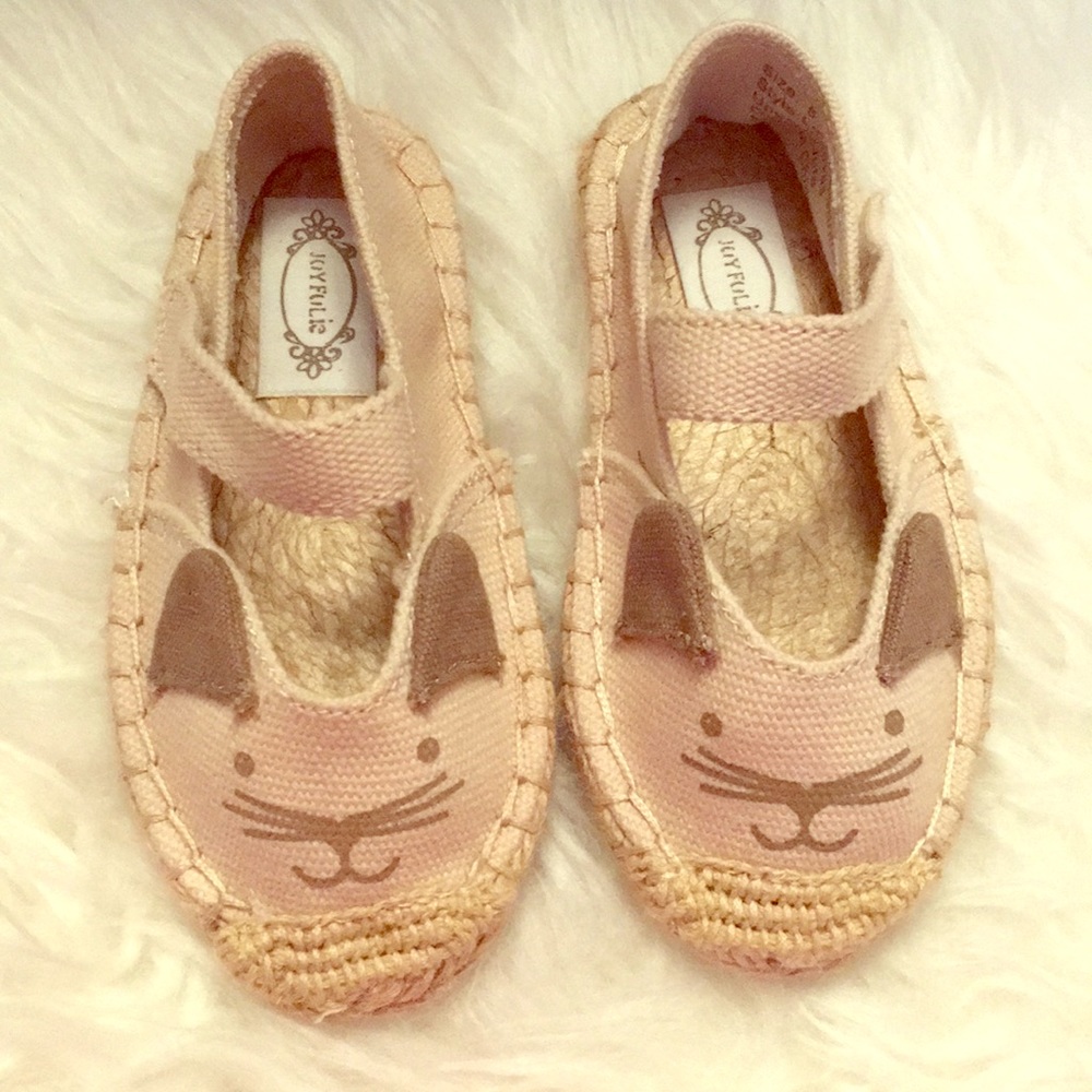 NWOT Joyfolie Kitty 🐱 Cat Shoes